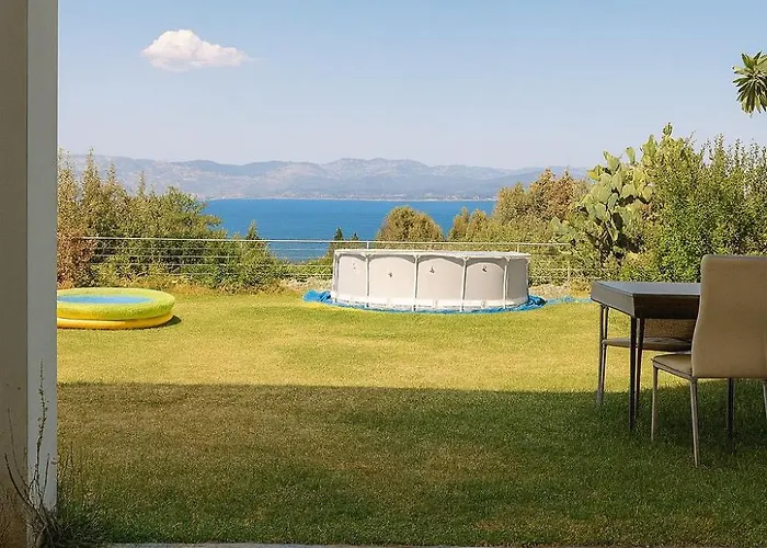 Bed and Breakfast Caecilia & Lawrence Organic Mediterranean Sea 3*